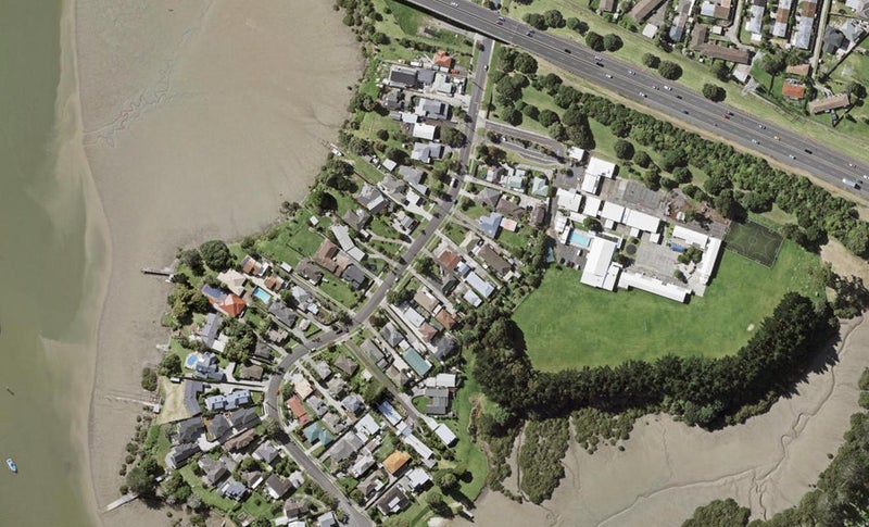1/42 Millen Avenue, Pakuranga, Auckland - Carousel 1