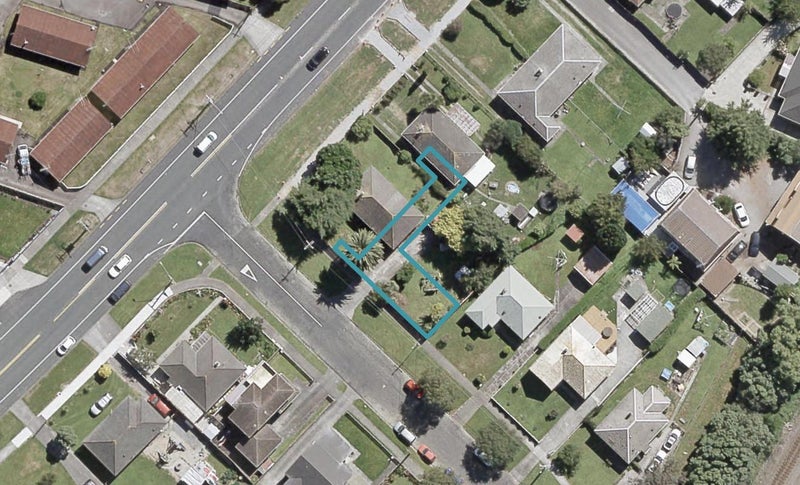 14/1 Rainey Grove, Taita, Lower Hutt - Carousel 1