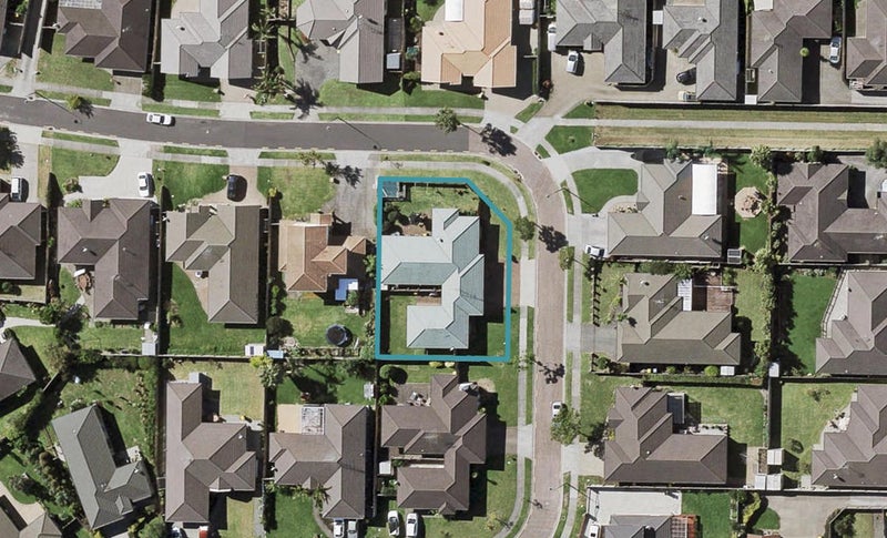 14 Belcoo Crescent, East Tamaki, Auckland - Carousel 1