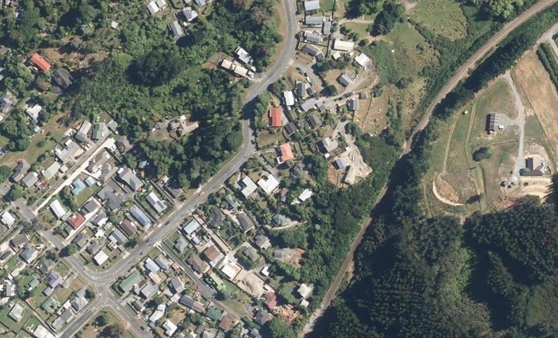 36 Norana Road, Maoribank, Upper Hutt - Carousel 1