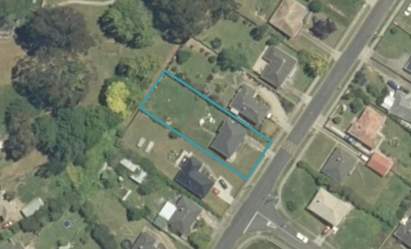 10 Te Wheoro Street, MEREMERE, MERCER - Carousel 1
