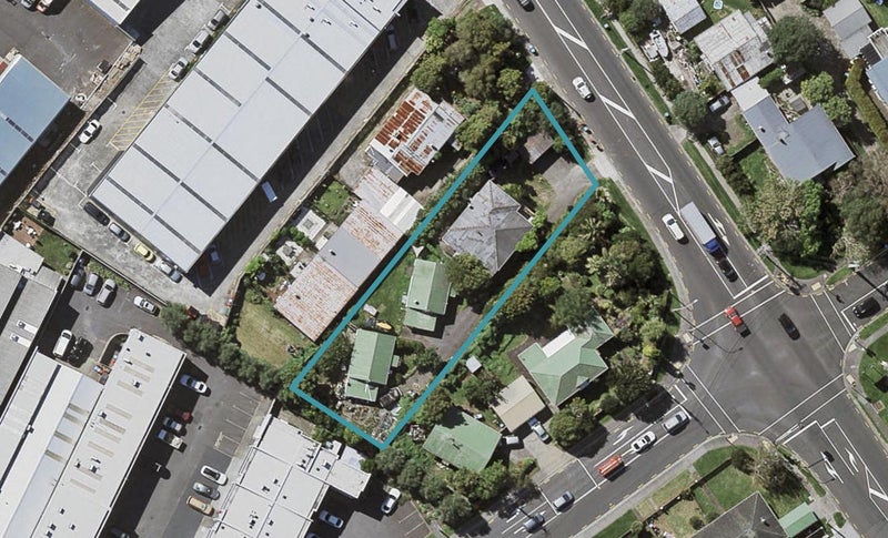 24B Lunn Avenue, Mount Wellington, Auckland - Carousel 1