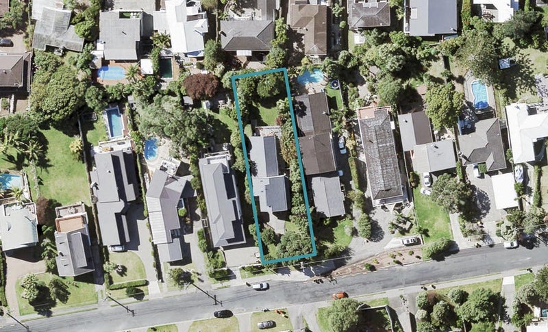 21 Beulah Avenue, Rothesay Bay, Auckland - Carousel 1