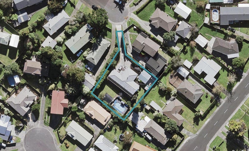 18 Prior Place, Glendene, Auckland - Carousel 1