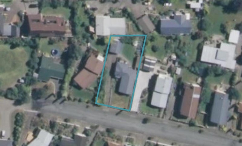 17 Burnett Street, Oceanview, Timaru - Carousel 1
