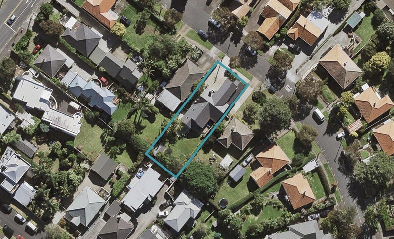 98 Te Kawa Road, Greenlane, Auckland - Carousel 1