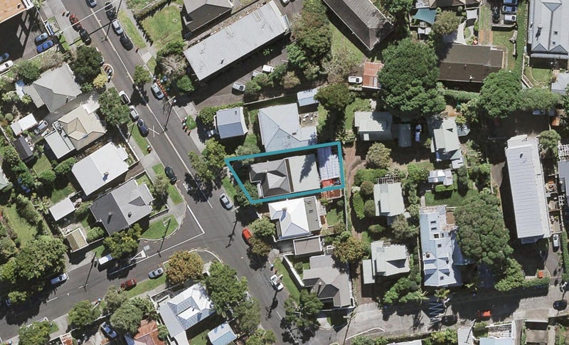 10 Wynyard Road, Mount Eden, Auckland - Carousel 1