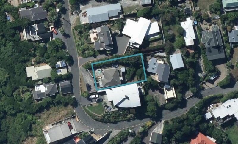 16 Ogilvy Terrace, Plimmerton, Porirua - Carousel 1