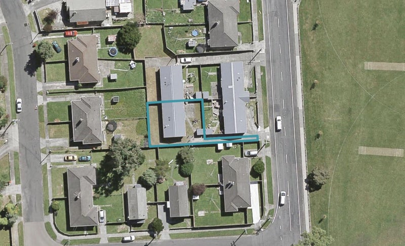 304 George Street, Stokes Valley, Lower Hutt - Carousel 1
