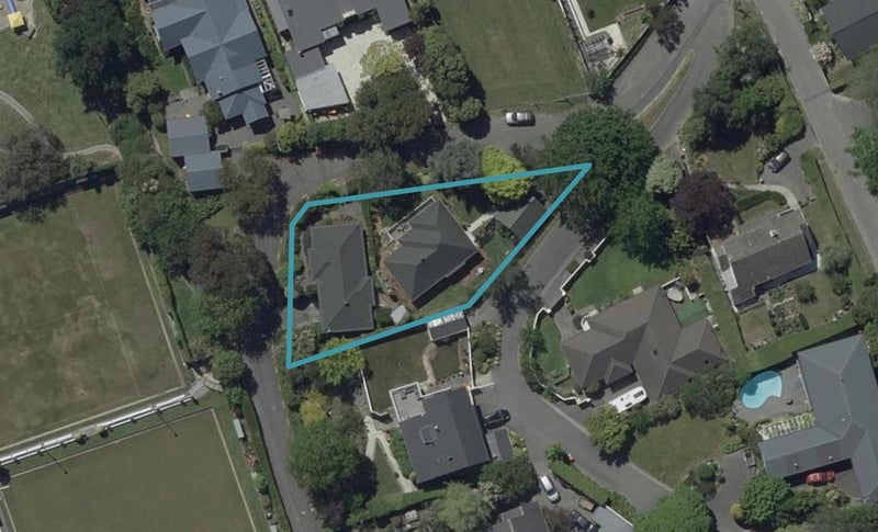 11 Crichton Terrace, Cashmere, Christchurch - Carousel 1