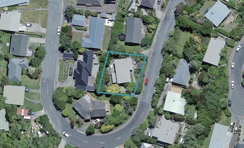 74 Croydon Street, Karori, Wellington - Carousel 1