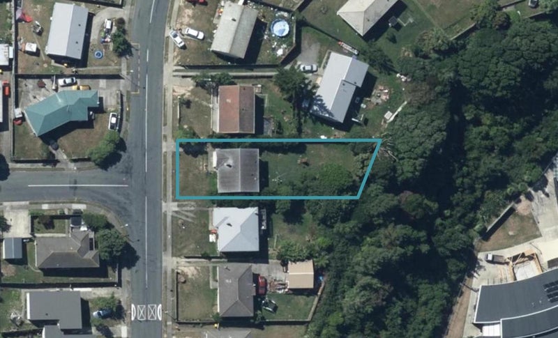 9 Takapuwahia Drive, Takapuwahia, Porirua - Carousel 1