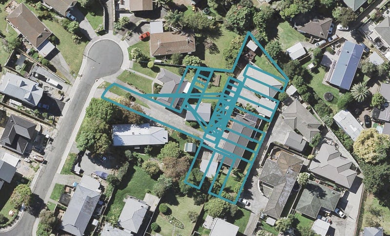 5/7 Broadview Place, Howick, Auckland - Carousel 1