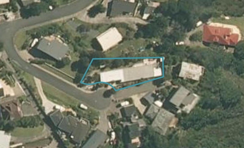 4 Sykes Avenue, Hatfields Beach, Orewa - Carousel 1