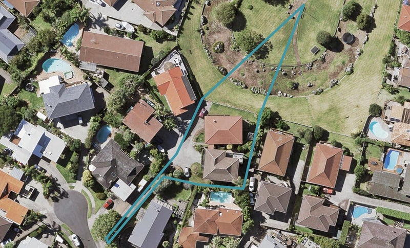 1/39 Tyrian Close, Half Moon Bay, Auckland - Carousel 1