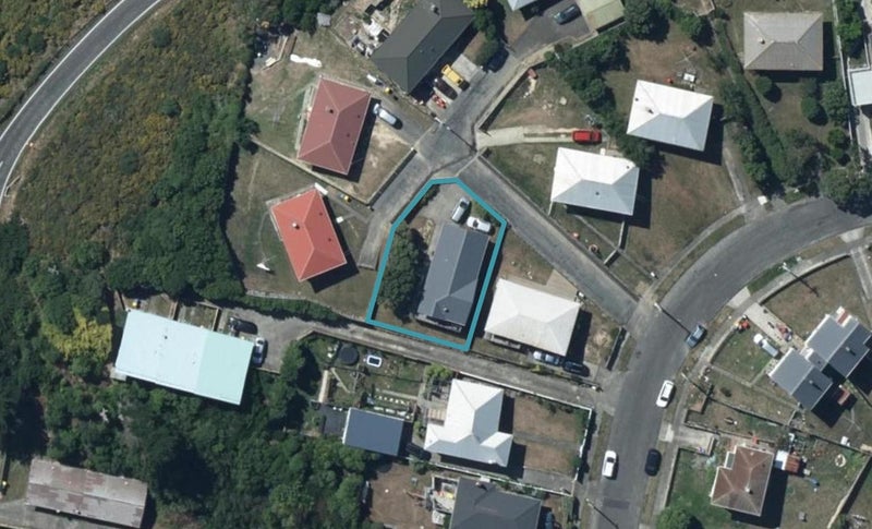 74A Owhiti Street, Titahi Bay, Porirua - Carousel 1