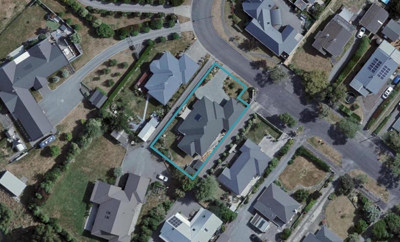 1 Rexwood Estate, Carterton, Carterton - Carousel 1