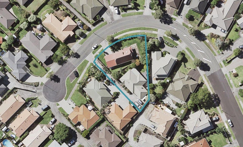 2/18 Mission View Drive, Northpark, Auckland - Carousel 1