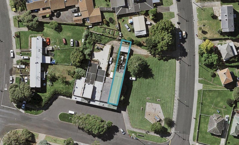 16 Hobson Drive, Panmure, Auckland - Carousel 1
