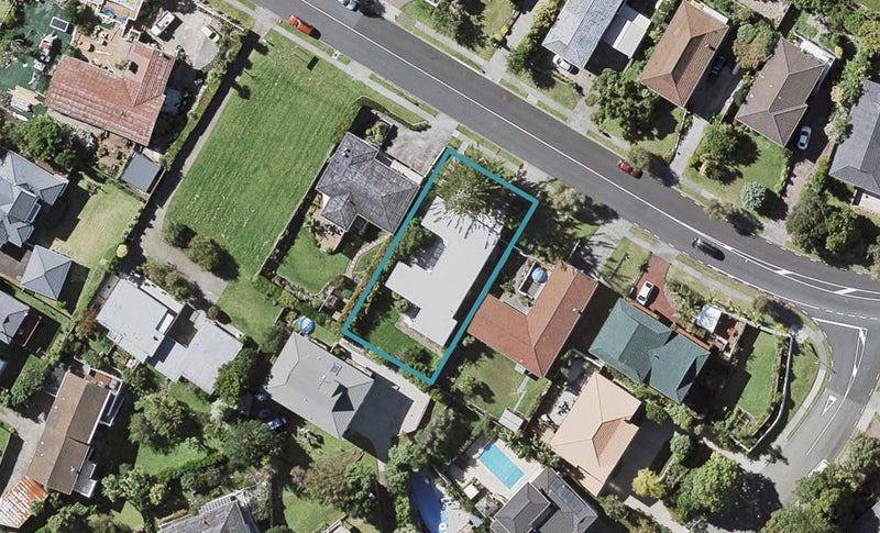 8 Maxwelton Drive, Mairangi Bay, Auckland - Carousel 1