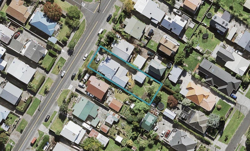 18 Euston Road, Sandringham, Auckland - Carousel 1
