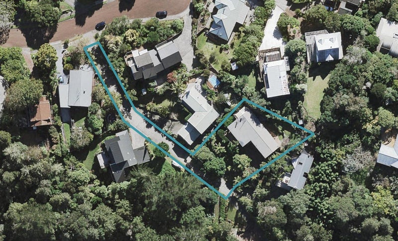25 Hebe Place, Birkenhead, Auckland - Carousel 1