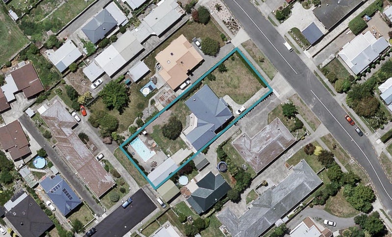 700 Whitehead Road, Saint Leonards, Hastings - Carousel 1