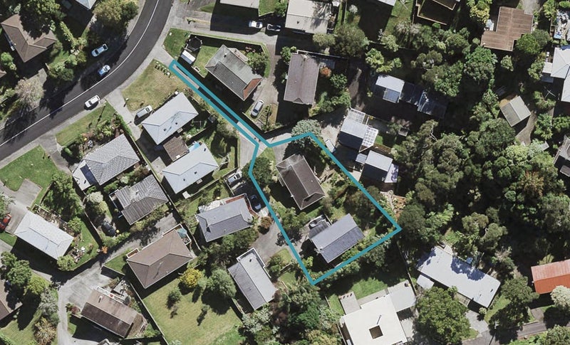 1/141 Spinella Drive, Bayview, Auckland - Carousel 1