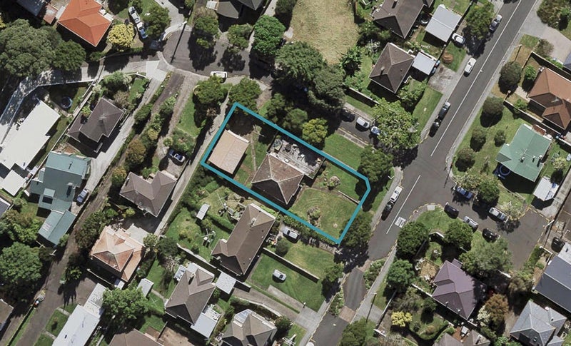 9 Waiohua Road, Greenlane, Auckland - Carousel 1