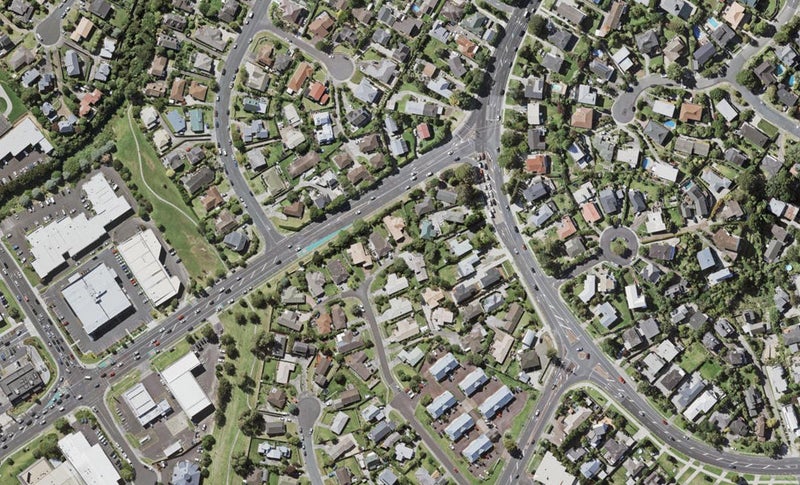 21 Mercury Lane, Windsor Park, Auckland - Carousel 1