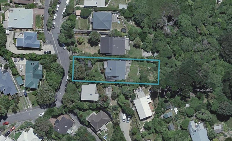 14 Highland Crescent, Wadestown, Wellington - Carousel 1