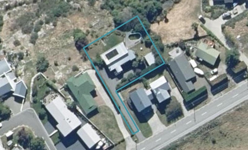 387 Peninsula Road, Kelvin Heights, Queenstown - Carousel 1