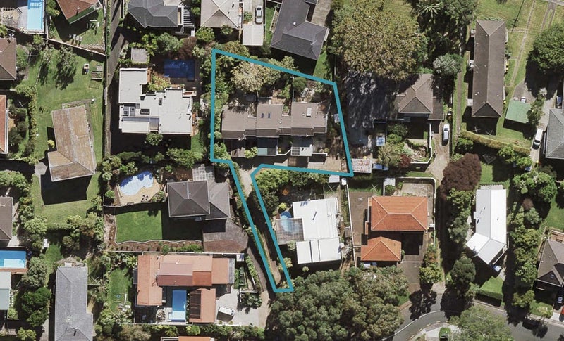 2/31 James Evans Drive, Northcote, Auckland - Carousel 1
