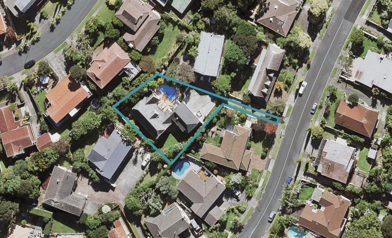70 Porritt Avenue, Chatswood, Auckland - Carousel 1