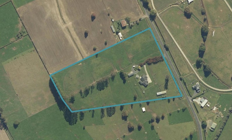 56 Flat Road, Kihikihi, Te Awamutu - Carousel 1