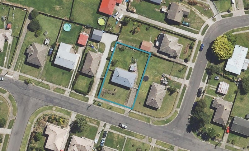 35 Ranfurly Street, Kaiti, Gisborne - Carousel 1