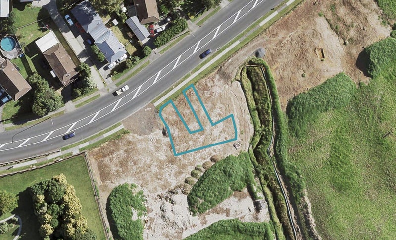 61 Matawhanga Drive, Wattle Downs, Auckland - Carousel 1