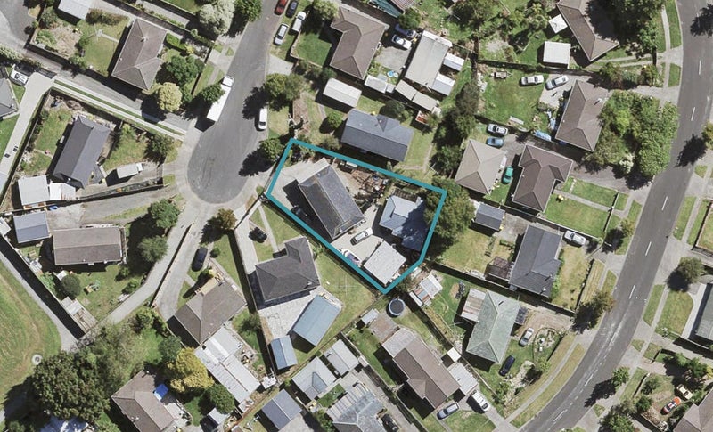 10B Starling Place, Ranui, Auckland - Carousel 1