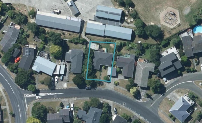 5 The Companionway, Whitby, Porirua - Carousel 1