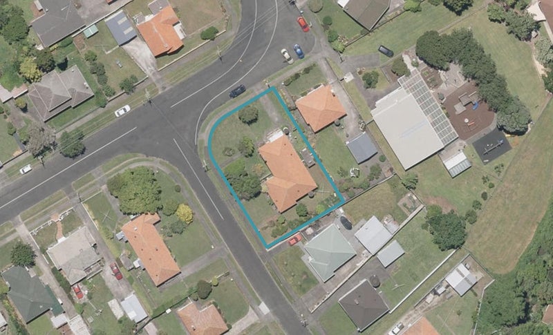 1 Clapham Place, Whanganui East, Whanganui - Carousel 1