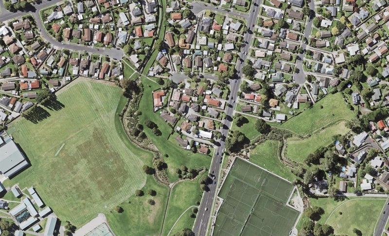 419B Bucklands Beach Road, Bucklands Beach, Auckland - Carousel 1