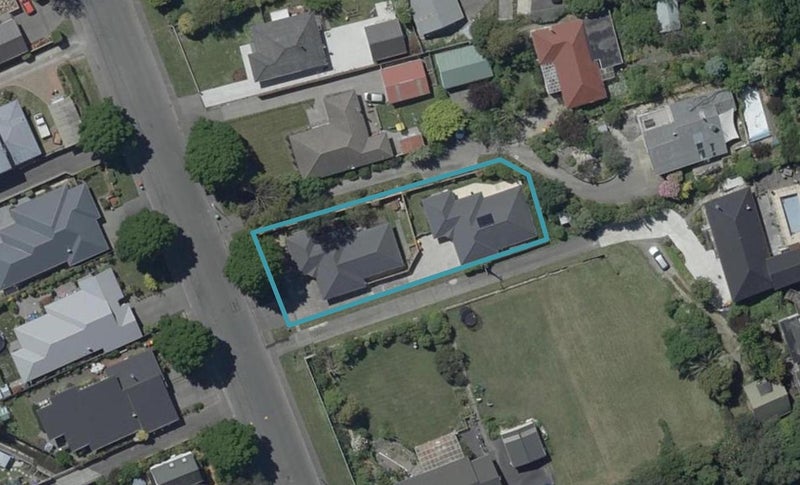 1/69 Bowenvale Avenue, Cashmere, Christchurch - Carousel 1
