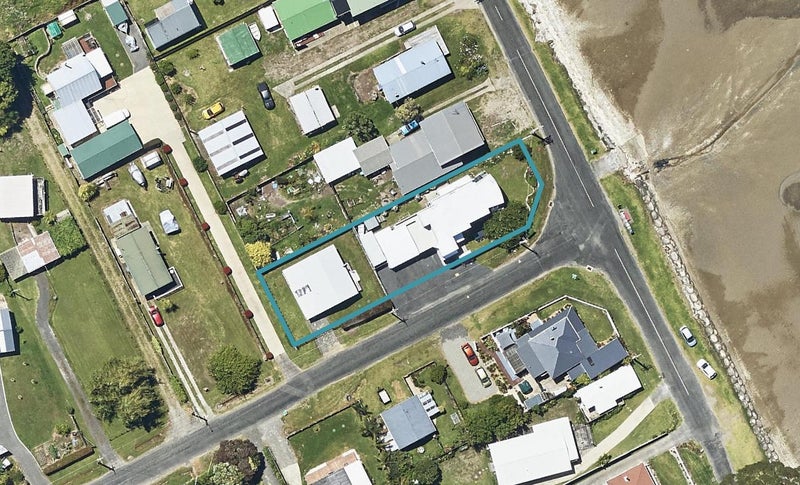 38 Esplanade Road, Tahawai, Katikati - Carousel 1