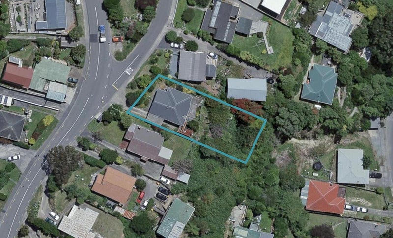 42 Bassett Road, Johnsonville, Wellington - Carousel 1