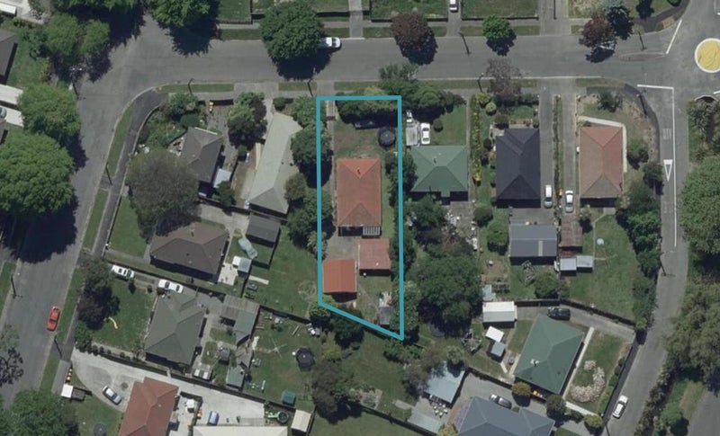 4 Orcades Street, Shirley, Christchurch - Carousel 1