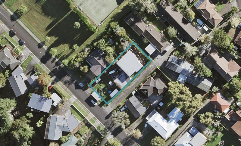 41 Oriana Avenue, Lynfield, Auckland - Carousel 1