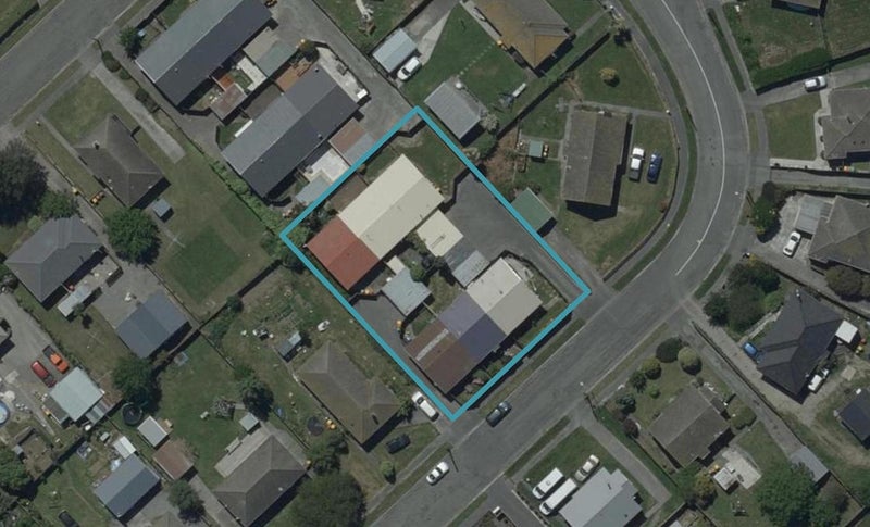 11/20A Dickson Crescent, Hornby, Christchurch - Carousel 1