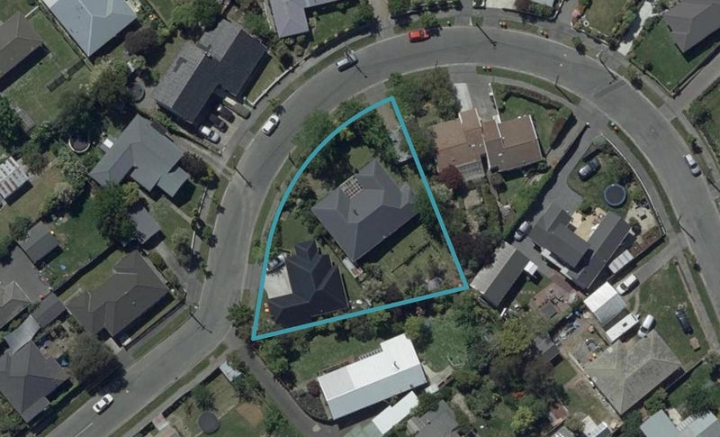 10 Deloraine Street, Somerfield, Christchurch - Carousel 1