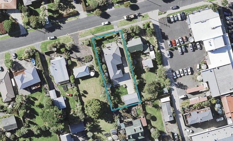 77 Second View Avenue, Beachlands, Auckland - Carousel 1