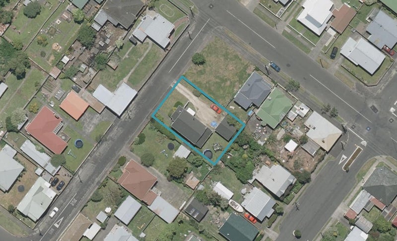 24 Copeland Street, Whanganui, Whanganui - Carousel 1